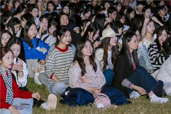 Hoạt động ngoại khóa