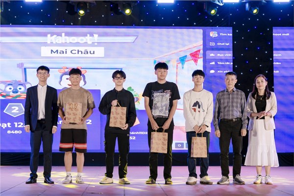 Hoạt động ngoại khóa